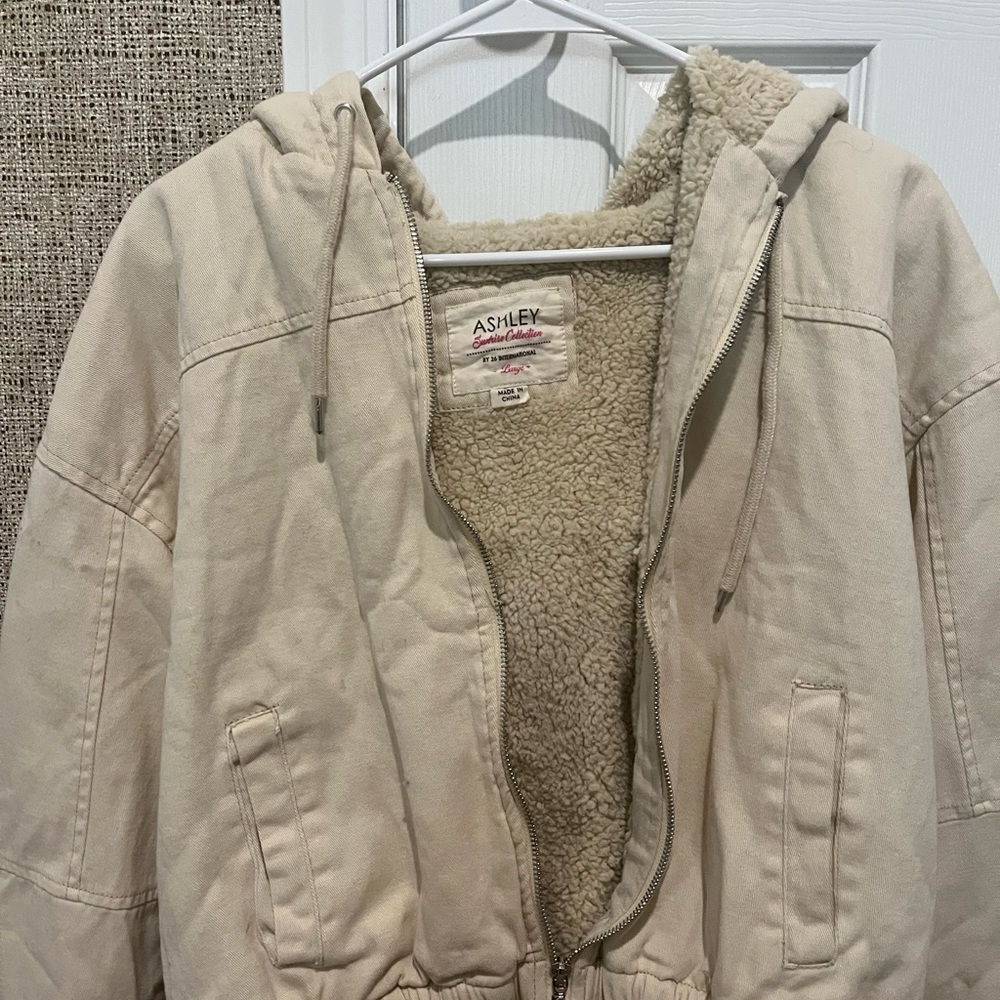 Cropped lined jacket - Picture 3 of 4